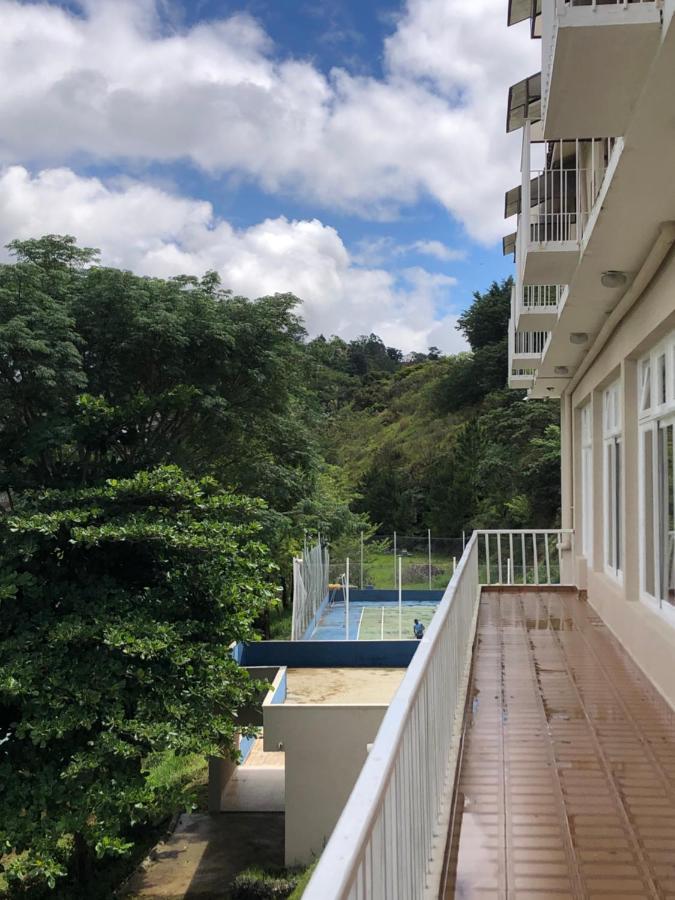 Hotel Marina Aguas De *