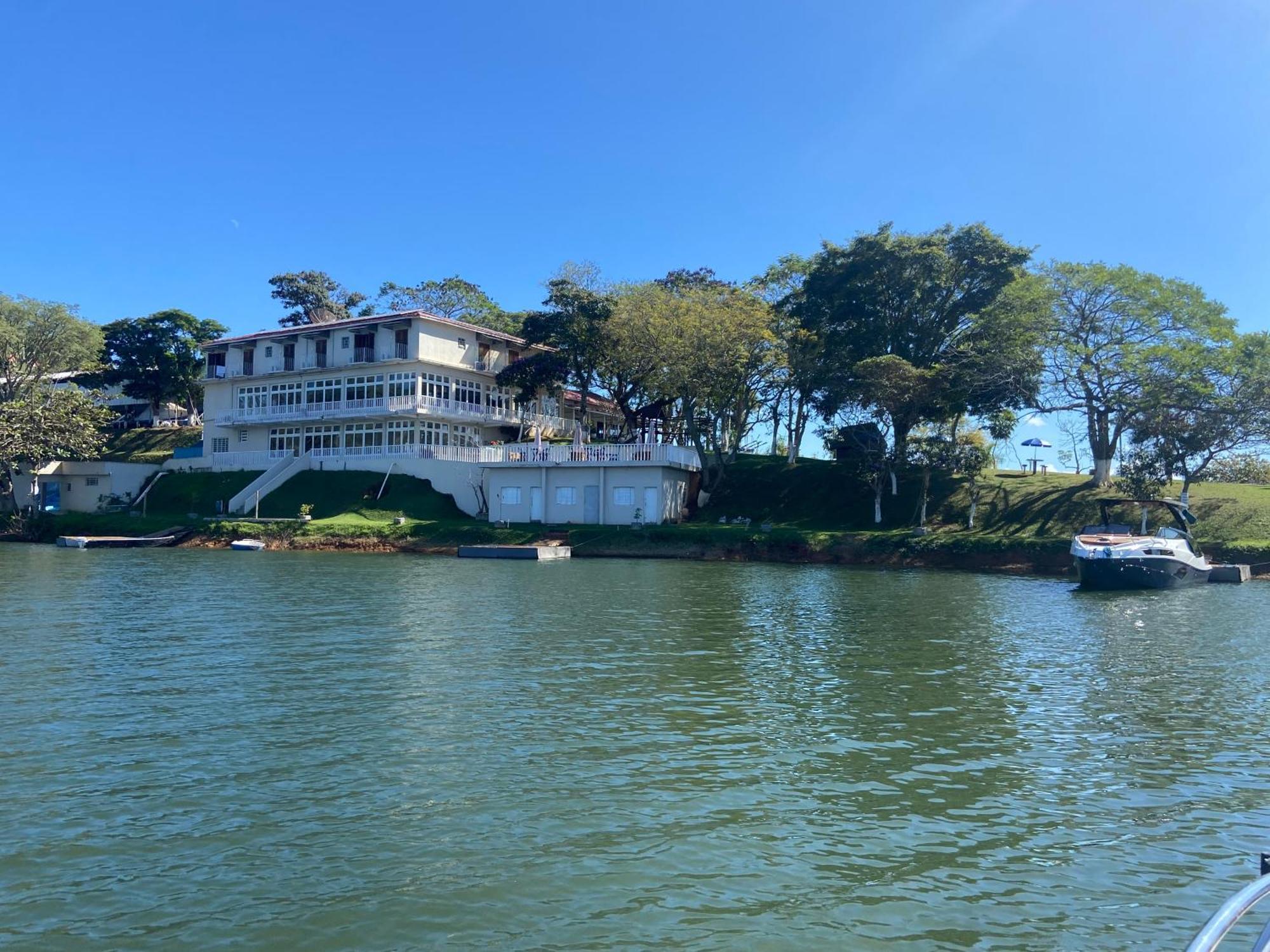 Hotel Marina Aguas De